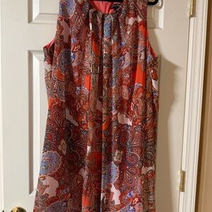Jessica Howard Red and Blue Paisley Sleeveless Shift Dress
